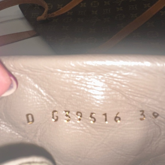 Chanel Women's Quilted Leather Boots - Black and Taupe - Picture 9 of 10